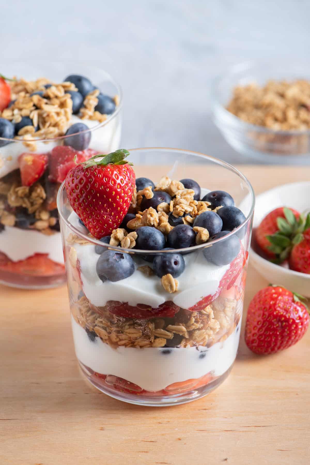 Easy Layered Fruit and Yogurt Parfaits for Any Occasion